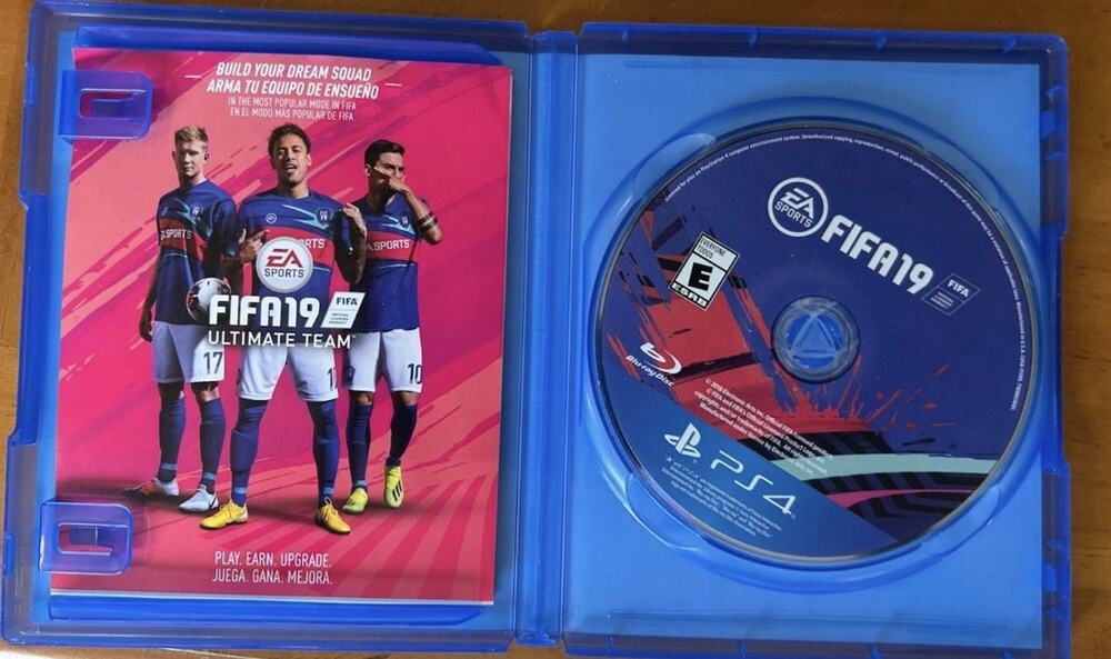 FIFA 19 Champions Edition PS4 Soccer, Football. PlayStation 4